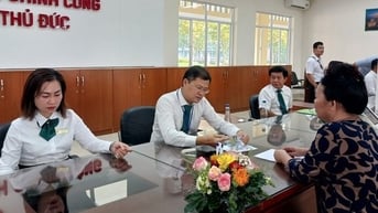 Tạm dừng bổ nhiệm, luân chuyển cán bộ tới khi hoàn thành bỏ cấp huyện, sáp nhập một số tỉnh