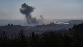 Israel không kích nhiều cơ sở quân sự Syria
