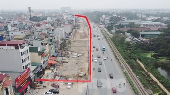 Cải tạo 4,8 km đường cửa ngõ Hà Nội 15 năm chưa xong