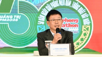 Hướng về Quảng Trị anh hùng