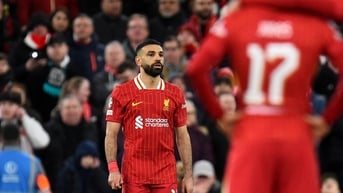 Salah bật khóc khi Liverpool thua cực đau, Yamal rực sáng đưa Barcelona vào tứ kết Champions League