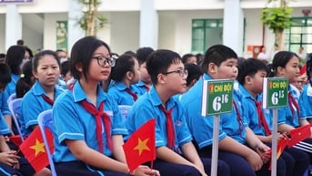 Tạo điều kiện cho học sinh lớp 1 và lớp 6 học gần nhà