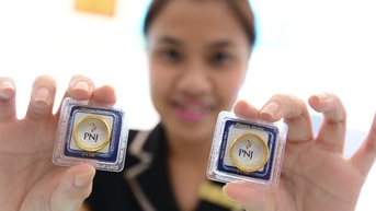 Giá vàng nhẫn vượt 94 triệu đồng/lượng, đang 'ngóng tin thế giới' để giảm?