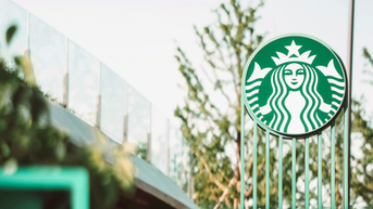 Starbucks trốn 1,3 tỉ USD tiền thuế