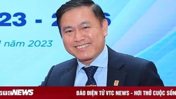 Phó Chủ tịch Trần Anh Tú từ chức, VFF vào thế khó