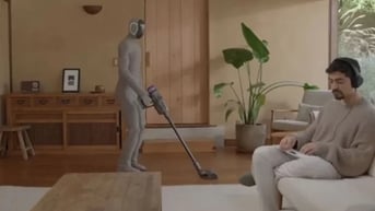 NEO Gamma - robot hình người hai chân được tích hợp trí tuệ nhân tạo