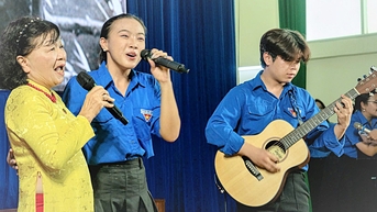Thế hệ trẻ Việt Nam kết nối sức trẻ trong hành trình lịch sử