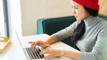 Nợ quá nhiều, gen Z khó mua nhà hơn bất cứ thế hệ nào khác