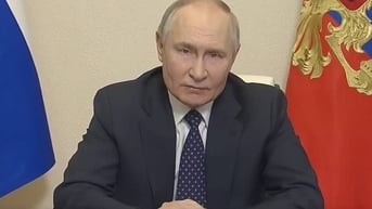 Putin nói sẽ tha cho quân đội Ukraine ở Kursk sau lời cầu khẩn của Trump