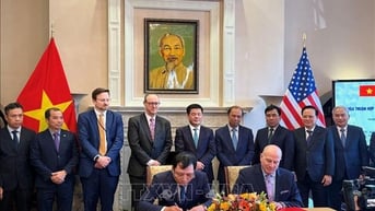 Việt Nam-Hoa Kỳ ký kết và công bố nhiều thỏa thuận hợp tác kinh tế