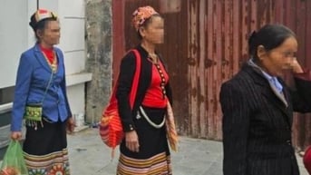 Vụ 50 người cao tuổi xuống phố dự hội thảo: Chính quyền địa phương nói gì?
