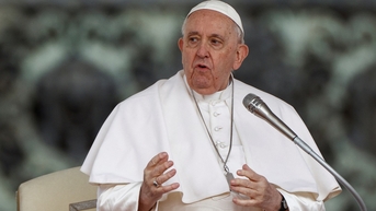Sức khỏe Giáo hoàng Francis cải thiện