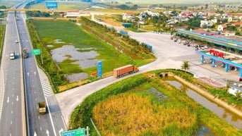 Đề nghị 12 địa phương sớm giao mặt bằng làm trạm dừng nghỉ cao tốc