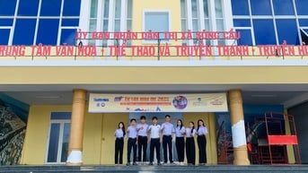 Học sinh Phú Yên chờ giải đáp thắc mắc tại chương trình Tư vấn mùa thi