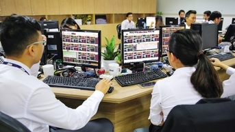 Sàn HoSE chờ loạt hàng mới