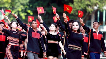 បញ្ចូលគ្នាដើម្បីឱ្យខេត្តភាគពាយ័ព្យ និងកណ្តាល ប្រឈមមុខនឹងសមុទ្រ និងមានសមុទ្រ?