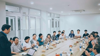 ជួប និងចែករំលែកគំនិតស្តីពីការបង្កើតសហករណ៍ថតរូប និងកម្មវិធី