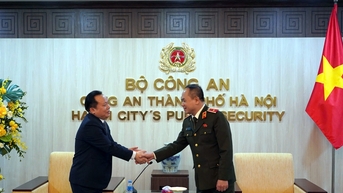 Giám đốc Công an Hà Nội mong công giáo phát huy truyền thống ‘tốt đời - đẹp đạo’