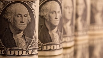Đồng USD chạm đáy, nhân dân tệ bay cao sau khi ông Trump nắm quyền