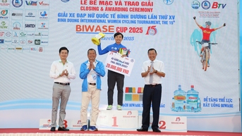 Nguyễn Thị Thật đoạt áo xanh chung cuộc giải xe đạp nữ quốc tế Bình Dương