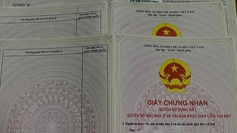 Phó ban quản lý dự án giữ tiền tỷ của người dân trong tài khoản cá nhân, UBND thị xã phải đi đòi
