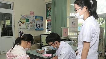 Nam Định đẩy nhanh tiêm chủng vaccine phòng, chống bệnh sởi