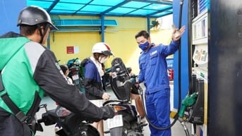 Giá xăng dự báo tăng trở lại vào ngày mai, sau 3 lần giảm liên tiếp