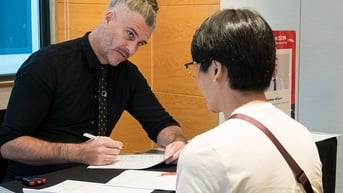 Không còn hiếm học sinh đạt điểm IELTS 7.0, 8.0, vì sao?