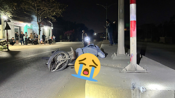 Tông dải phân cách, người đi xe máy tử vong