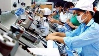 Tiền lương của giám đốc không được vượt quá 10 lần lương bình quân của công nhân