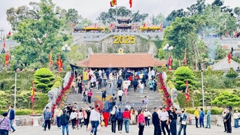 Khai hội Đền Cửa Ông xuân Ất Tỵ 2025