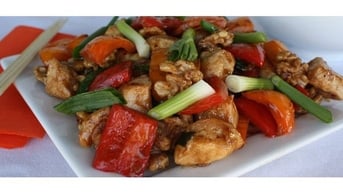 Bật mí cách làm vài món ngon khó cưỡng với ‘vua của các loại hạt’, tốt với người bị gout và kiểm soát đường huyết