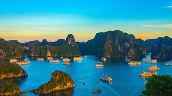 Ngắm vẻ đẹp kỳ ảo của vịnh Bái Tử Long 