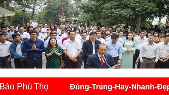 Dâng hương “Hướng về Đất Tổ”