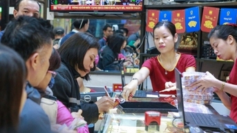 Giá vàng hôm nay giảm bất ngờ, người mua vàng lãi đậm