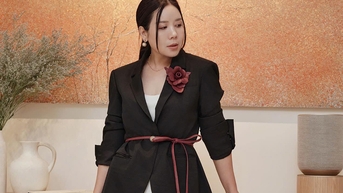 Thời trang Việt tối giản