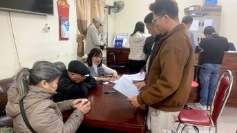Cảnh báo rủi ro từ “sốt” đất