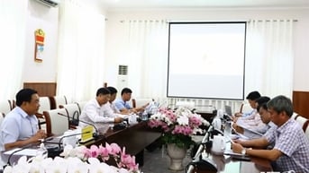 UBND tỉnh họp nghe báo cáo công tác giải phóng mặt bằng nhà máy điện hạt nhân Ninh Thuận