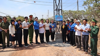 Chương trình “Tháng ba biên giới” hỗ trợ hơn 600 triệu đồng tại huyện biên giới Ea Súp