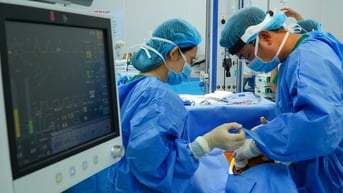 8 giờ phẫu thuật tái tạo lưỡi cho người bệnh ung thư