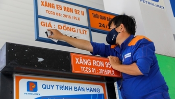 Giá xăng quay đầu tăng nhẹ