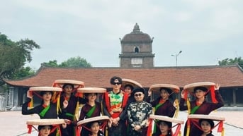 Tuấn Cry: Không có chuyện đổi đời sau khi hợp tác với Hòa Minzy ra Bắc Bling