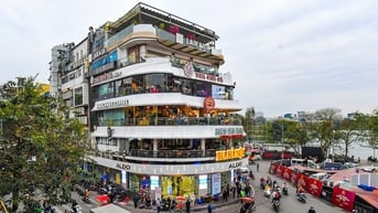 Diện mạo hồ Gươm sau khi phá dỡ tòa nhà 'Hàm cá mập'
