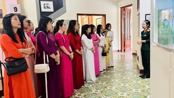 Hội LHPN huyện Đại Lộc tổ chức hành trình về nguồn