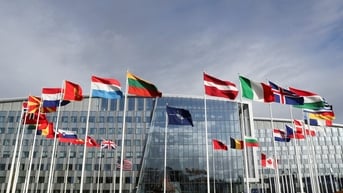 NATO trước viễn cảnh 'tan đàn xẻ nghé'