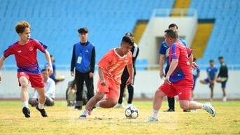 Kịch tính loạt 'đấu súng' trên sân Mỹ Đình trong Hội thao Thanh niên