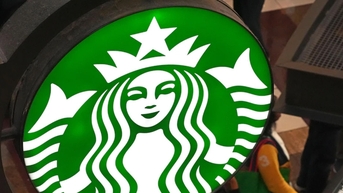 Khách hàng bị bỏng trà nóng, Starbucks phải bồi thường 50 triệu USD