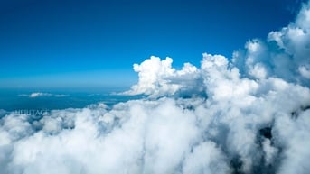 Cắm trại săn mây trên đỉnh Hòn Vượn ở Huế