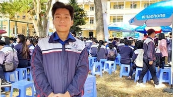 Nam sinh phố núi giải nhì học sinh giỏi quốc gia tiếng Anh, IELTS 8.0