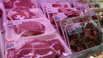 Giá thịt lợn đắt ngang thịt bò, phần đặc biệt dành cho nhà giàu luôn 'cháy hàng'